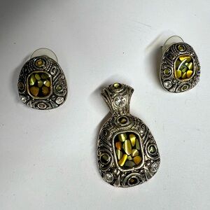 Silver and oyster shelf, pendant, and earring set